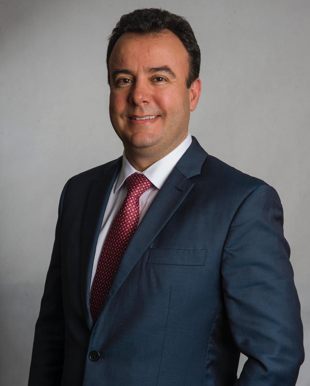 Prof. Dr. Breno Barth Prof. Dr. Breno Barth